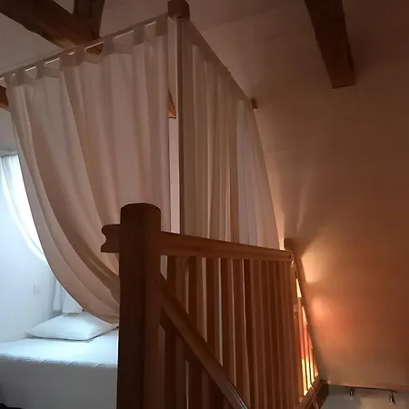 Maison Typique Au Calme *